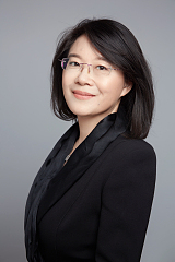 Ms. Rong Shang 